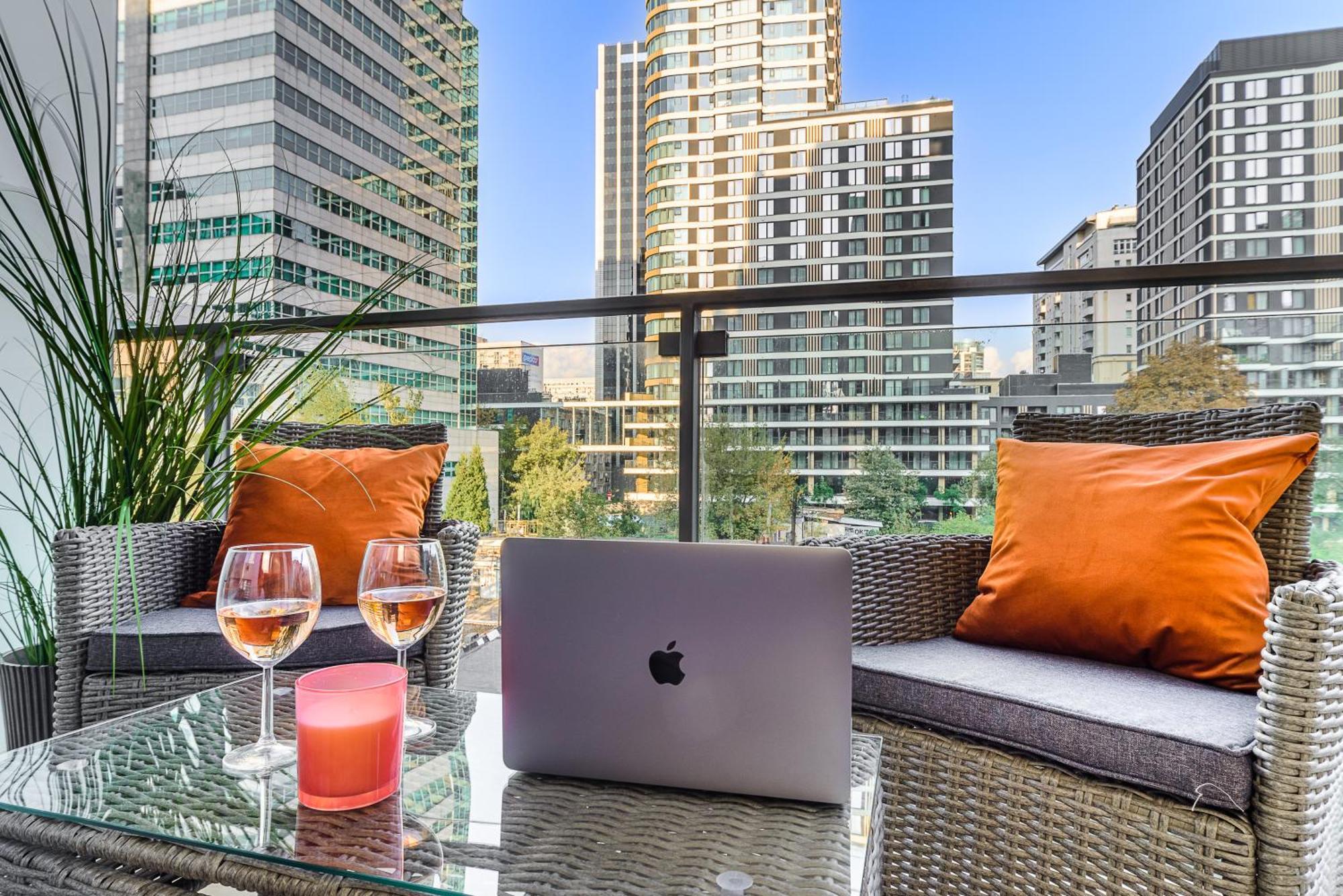 Luxury Apartments In Platinum Tower Warschau Exterior foto