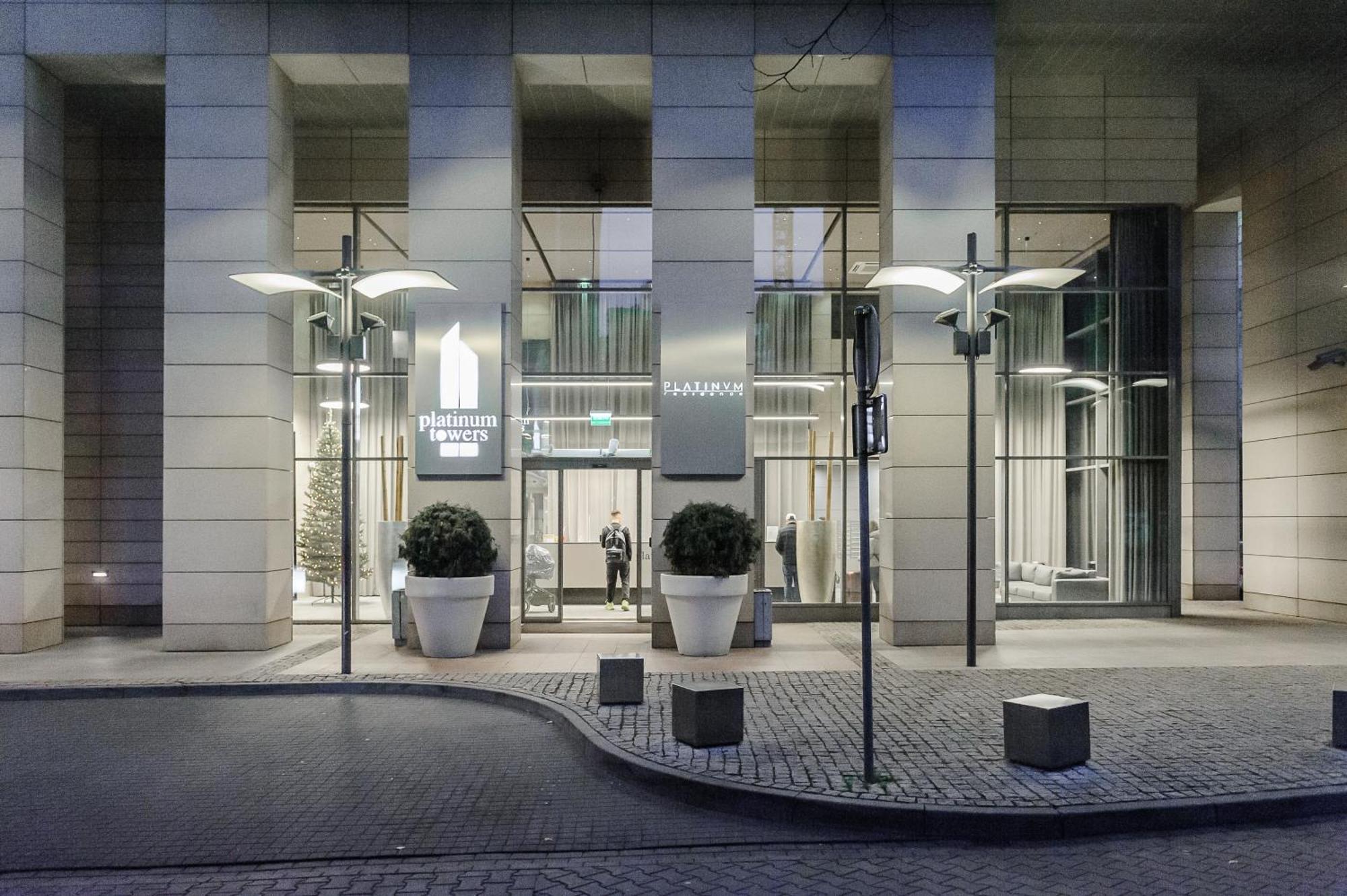 Luxury Apartments In Platinum Tower Warschau Exterior foto